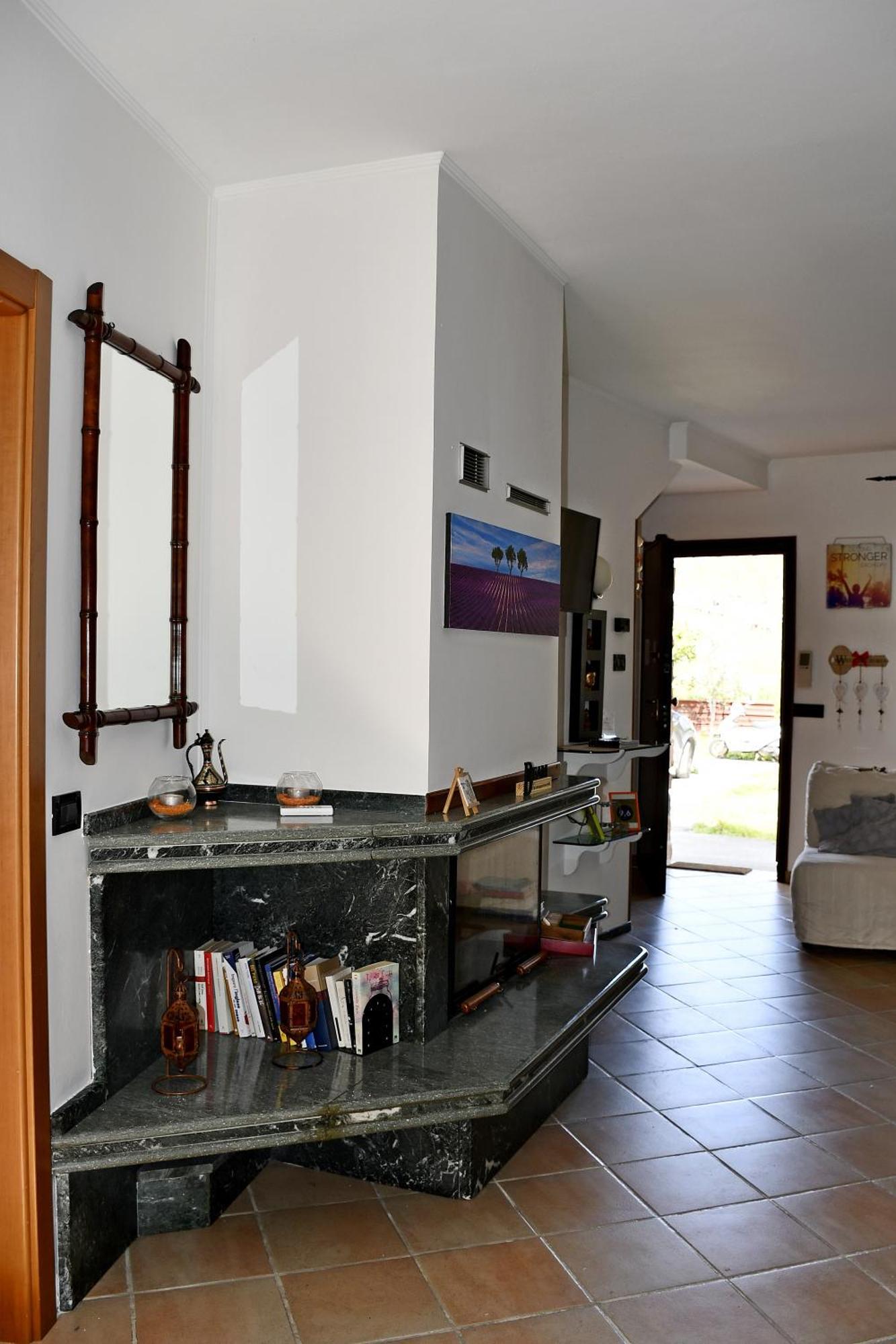 דירות ונטימיגליה Casa Rina מראה חיצוני תמונה